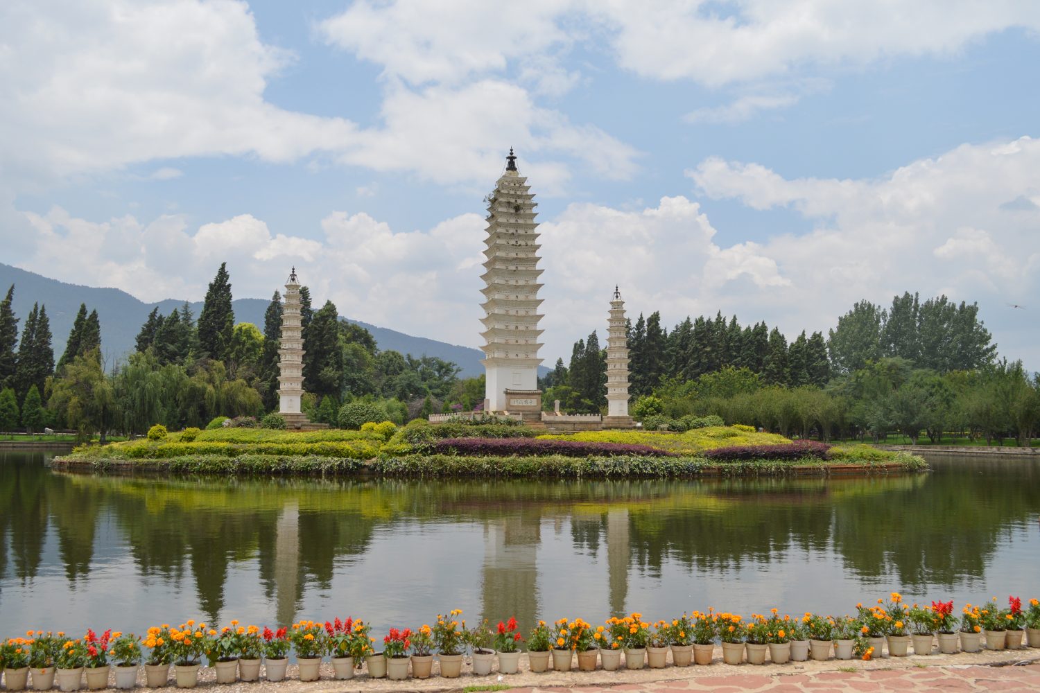 Yunnan travel scenery