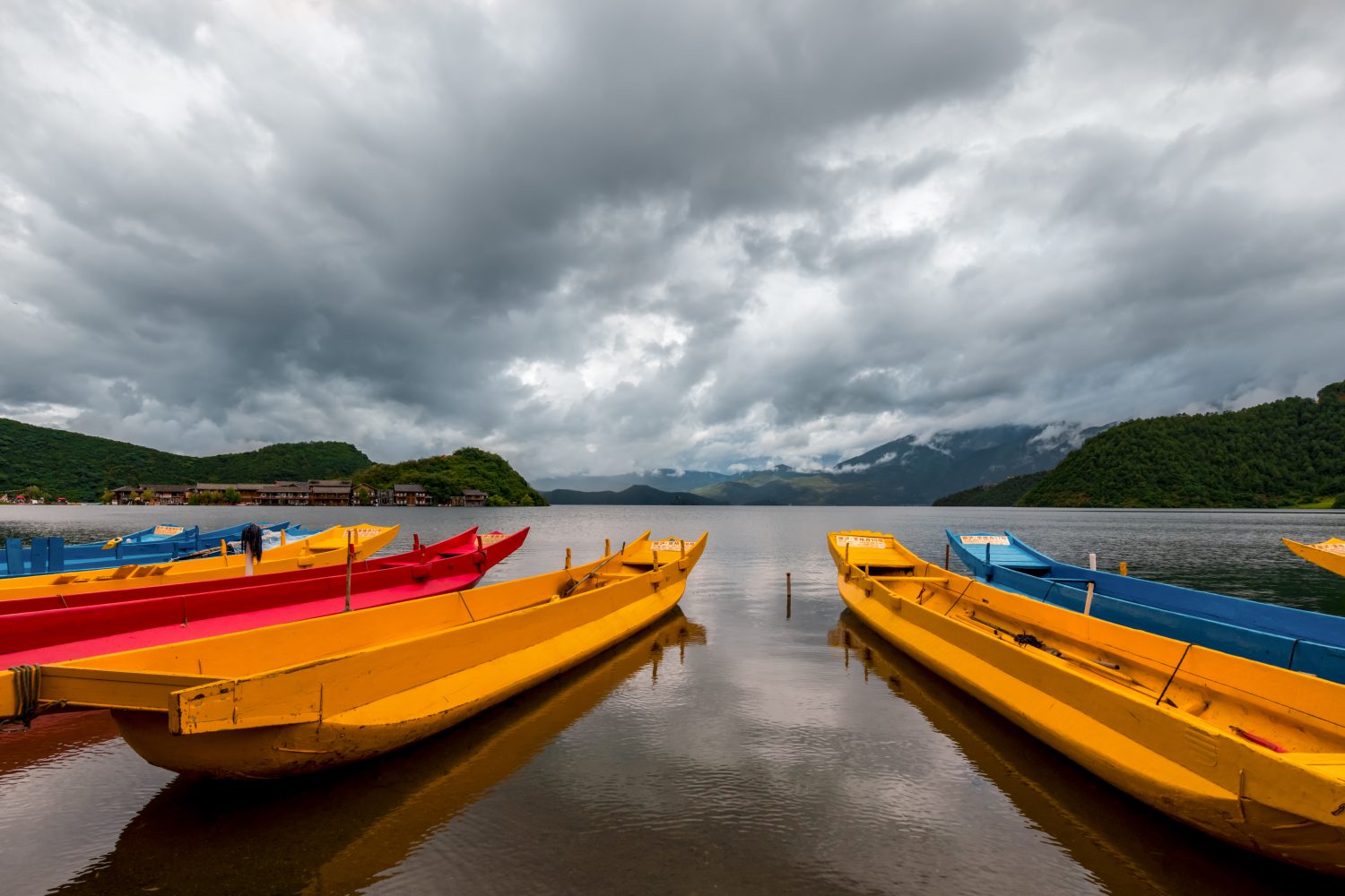 Yunnan travel scenery