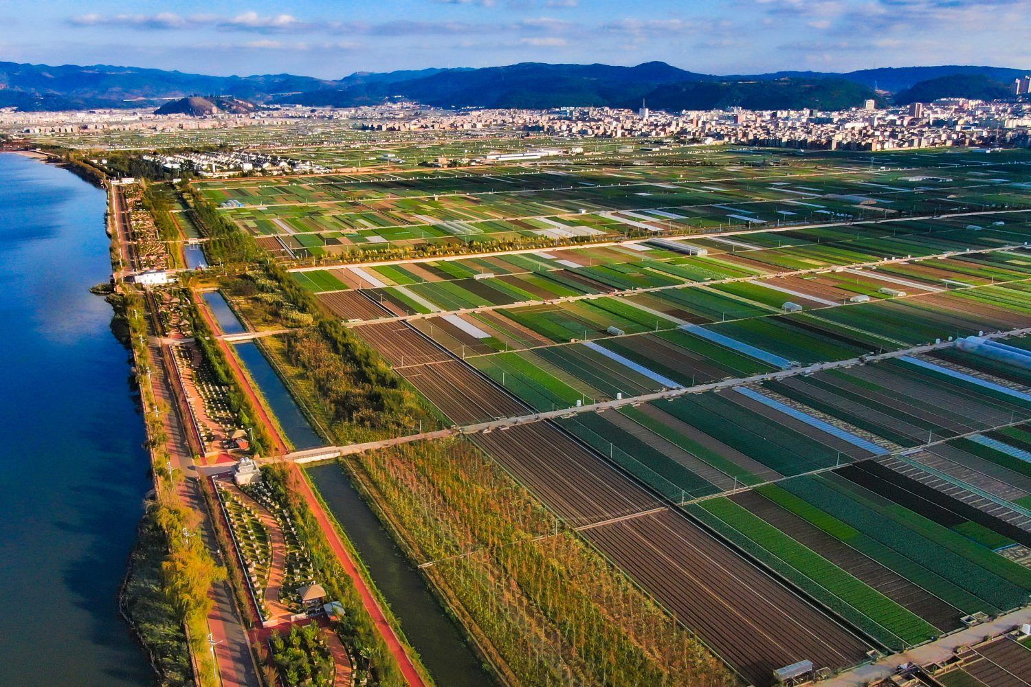 Yunnan travel scenery